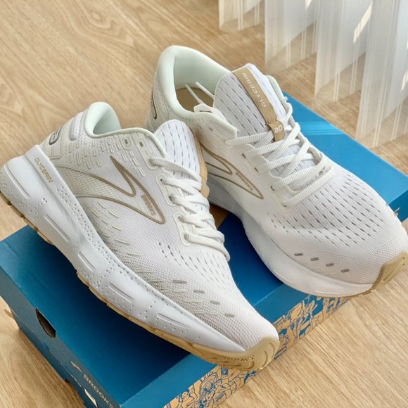 P220Brooks20 Collection: A Limited Edition Showcase" - Picture 5 of 9